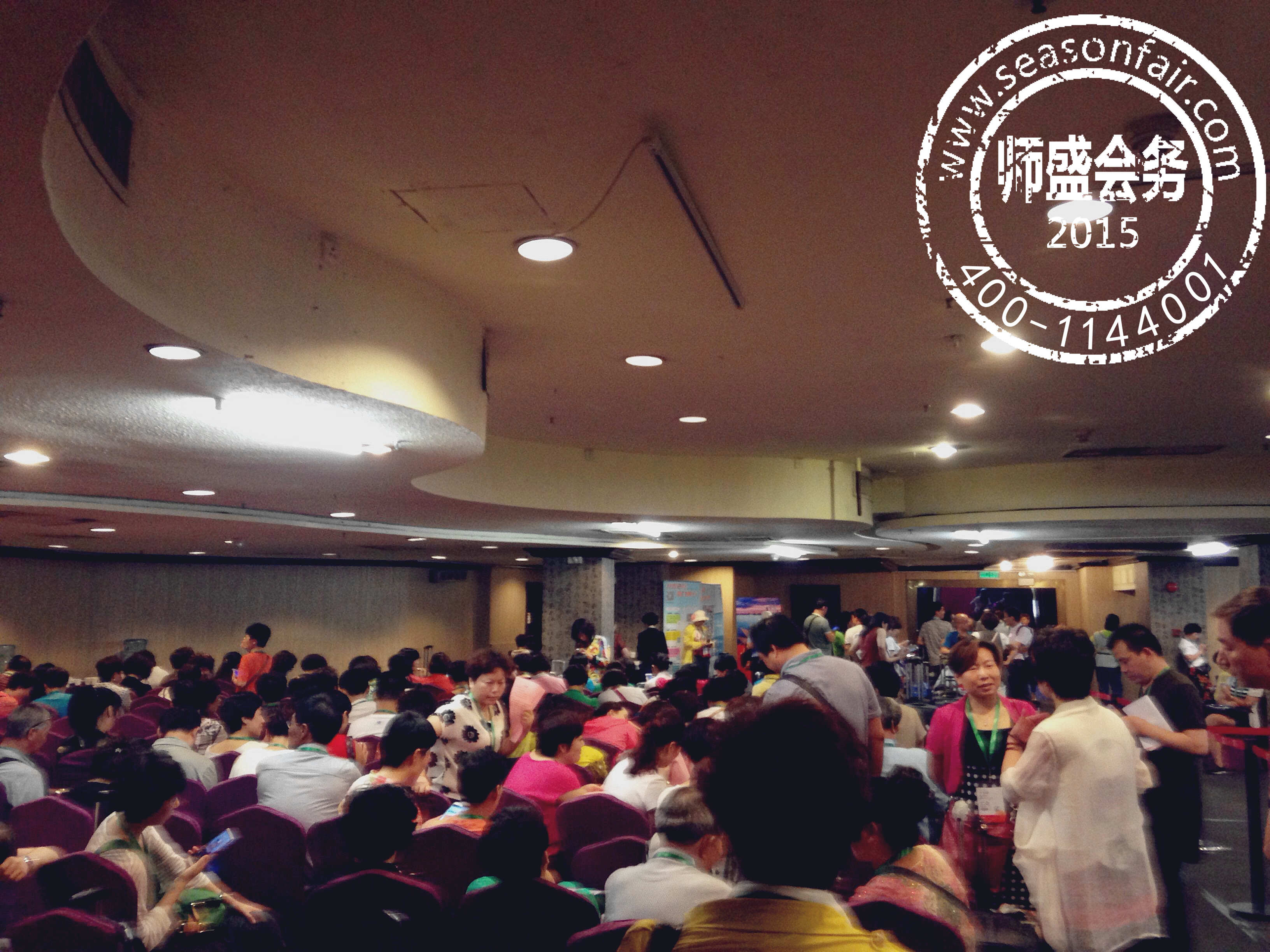 会讯易,活动管理,展览管理,活动小程序,展会小程序,展会App,报名系统,会议胸卡打印,PVC胸卡,展会CRM,活动营销,展览大数据,数据驾驶舱,微官网,虚拟展厅,数字展厅,展位蓝牙打卡,智能印章系统,虚拟展位,数字人AI,数字孪生,摄像头监控,绿色,可续性发展,Sustainability,智能电子印章,数字化印章技术,智能印章系统,蓝牙打卡系统,互动扭蛋机,互动打卡机,展会门禁,琶洲会展,深圳会展,杭州会展,AI客服,智能客服,闸机,证件管理系统,赛事报名,大麦,猫眼,马拉松报名,演唱会门票,论文系统,医学会议,会议报名,签到,31会议,会腾,百格,